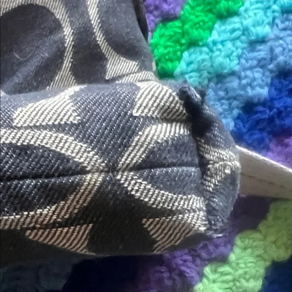 Coach Blue Denim and Gray Signature Crossbody with Metallic Band - Picture 9 of 10